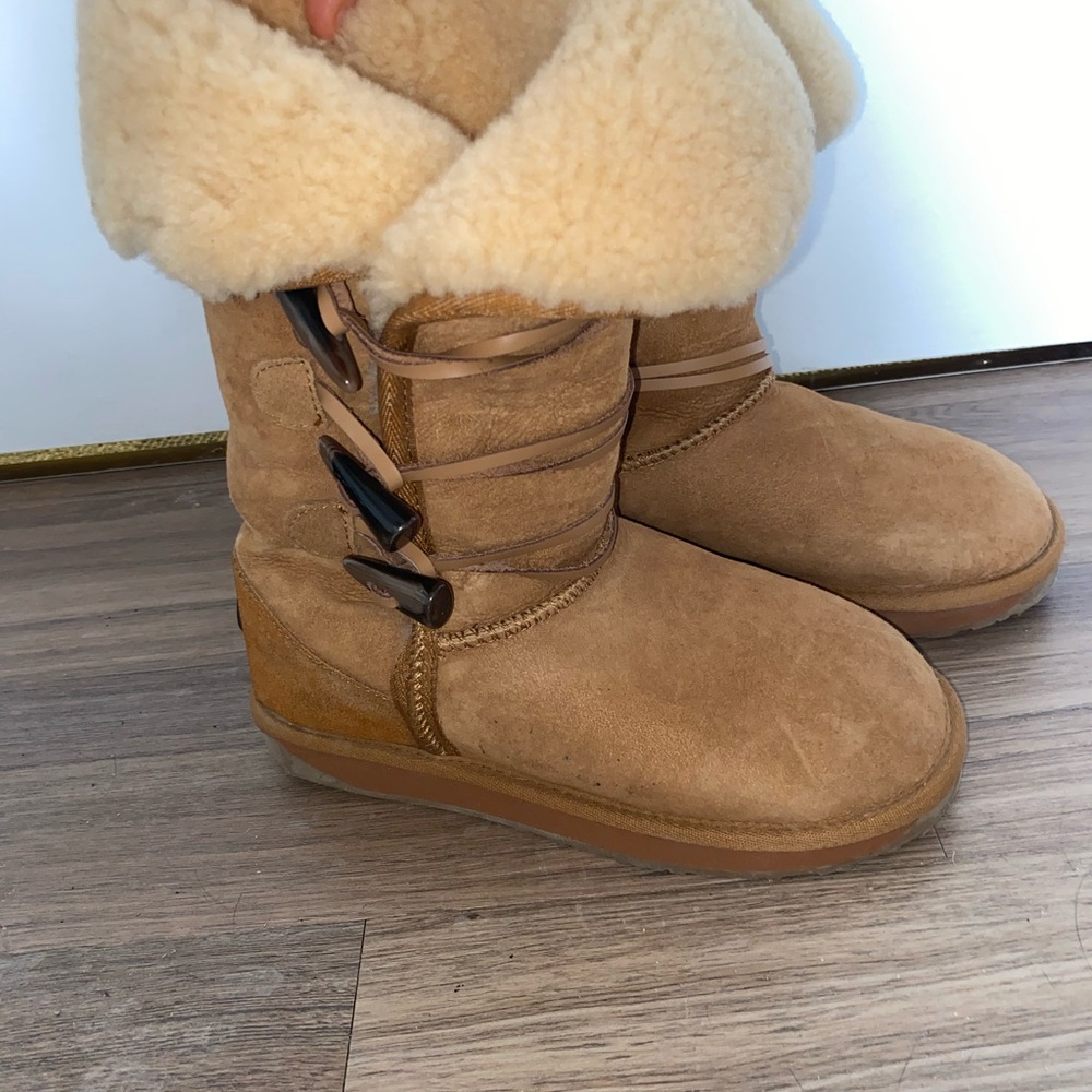 Emu Tan Shearling Winter Boots